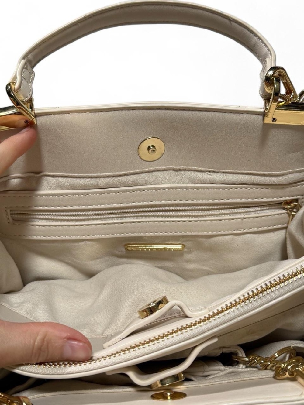 Steve Madden cream satchel crossbody handbag with gold hardware and wallet - Picture 6 of 7